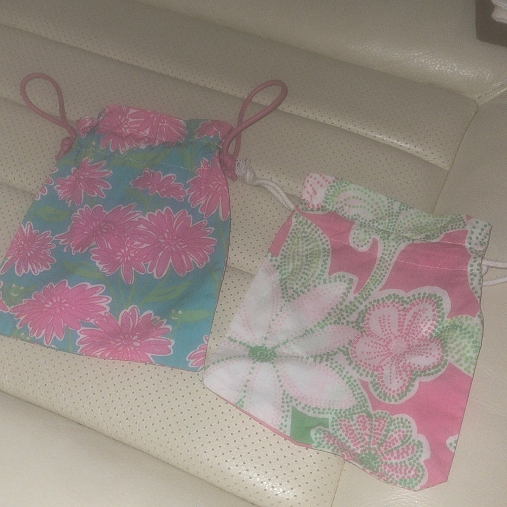 2 Lilly Pulitzer dust bags (small)